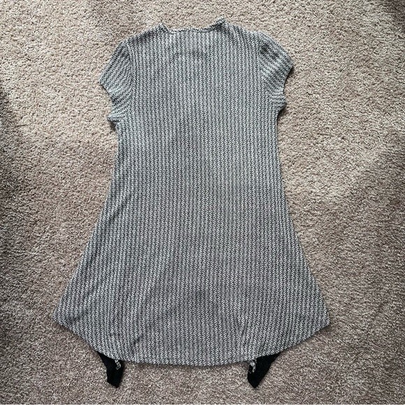 SOLD ✨ Vocal Longline Lace Up Rhinestone Short Sleeve - Picture 7 of 11